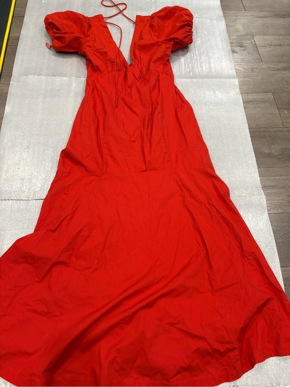 Abercrombie&Fitch Scarlet Red Deep V-Neck Puff Sleeve Maxi Tiered Dress Lined